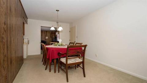 35 W889 Crispin Dr, Elgin, IL 60123 photo 3