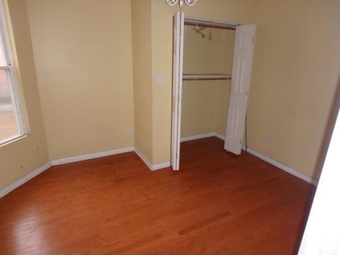 7432 S Champlain Ave, Chicago, IL 60619 photo 13