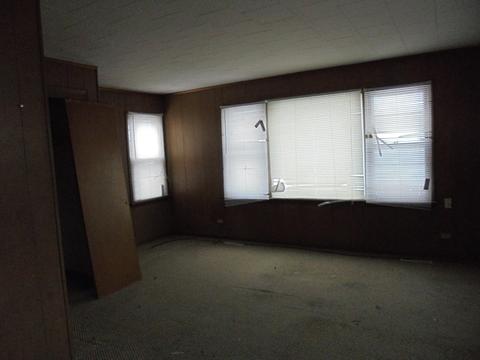 509 Engle St, Dolton, IL 60419 photo 5