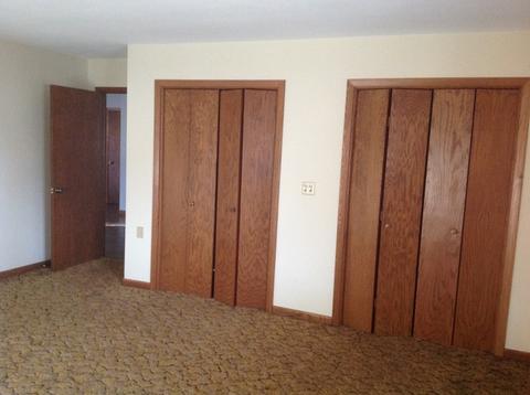 106 Main St, Thomasboro, IL 61878 photo 14