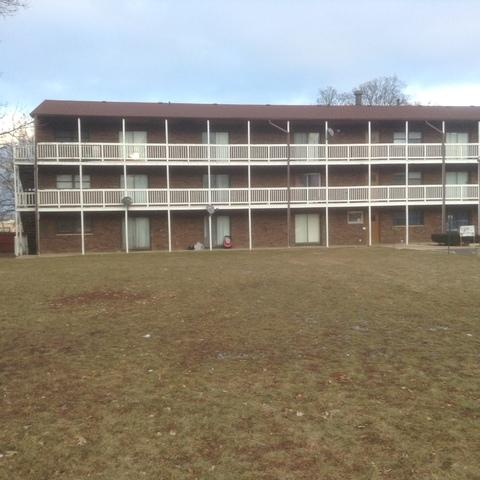 85 S Crystal St, Elgin, IL 60123 photo 2