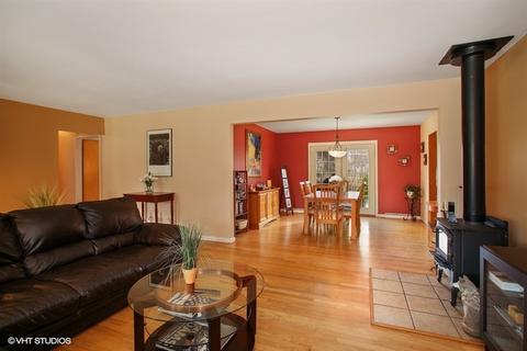 6 Rob Rd, Mount Prospect, IL 60056 photo 3