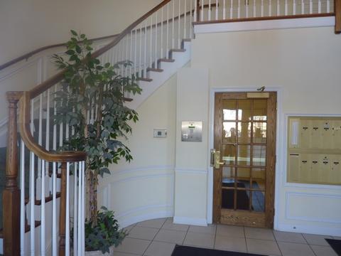3100 Town Square Dr #105, Rolling Meadows, IL 60008 photo 2