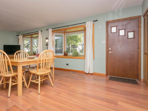 130 Princeton St, Hoffman Estates, IL 60169 photo 3