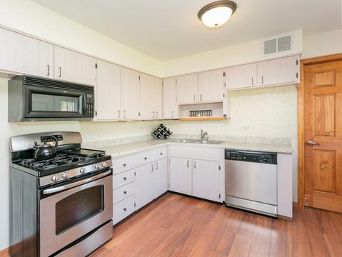 130 Princeton St, Hoffman Estates, IL 60169 photo 11