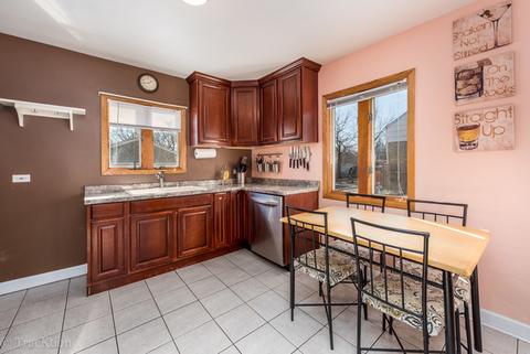 8243 45th St, Lyons, IL 60534 photo 4