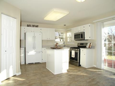 3235 Whitney Rd, Aurora, IL 60502 photo 10