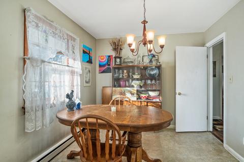 877 Stewart Ave, Elgin, IL 60120 photo 13