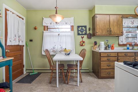 877 Stewart Ave, Elgin, IL 60120 photo 8