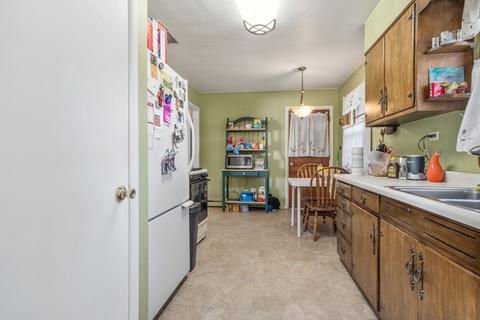877 Stewart Ave, Elgin, IL 60120 photo 12