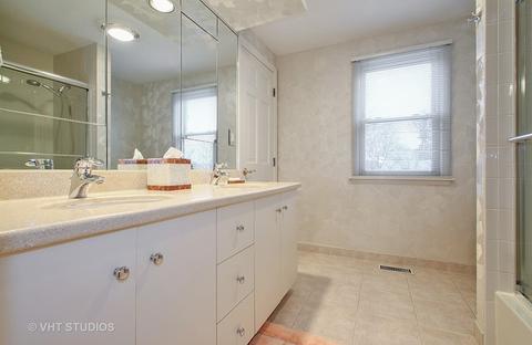 3932 Michael Ln, Glenview, IL 60026 photo 13