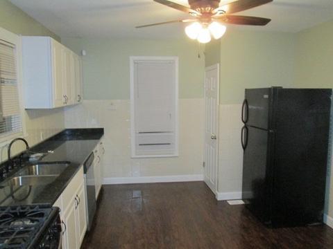 608 E Galena Blvd, Aurora, IL 60505 photo 14