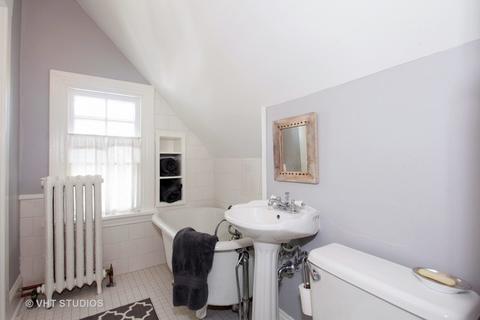 1203 Maple Ave, Evanston, IL 60202 photo 25