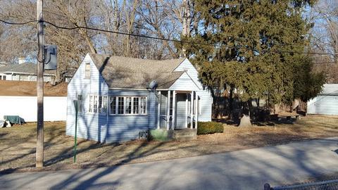 5206 Maplehill Dr, Mccullom Lake, IL 60050 photo 2