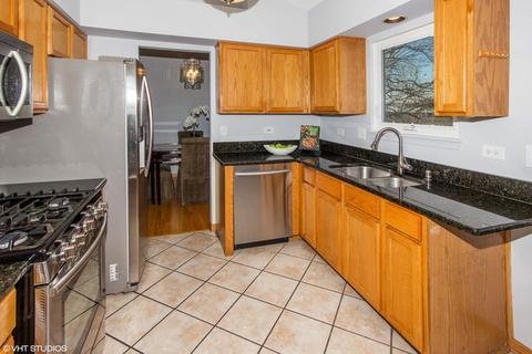2517 River Bend Ln, Plainfield, IL 60586 photo 4