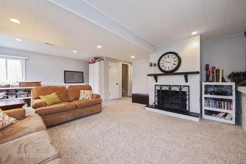 703 Cadillac Dr, Wheaton, IL 60187 photo 11