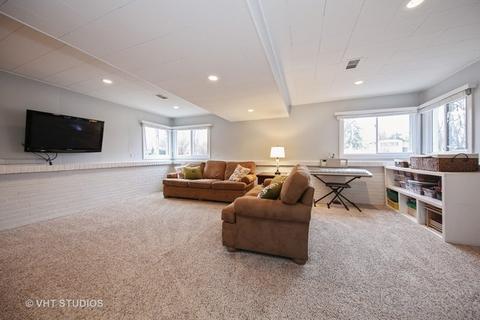 703 Cadillac Dr, Wheaton, IL 60187 photo 12