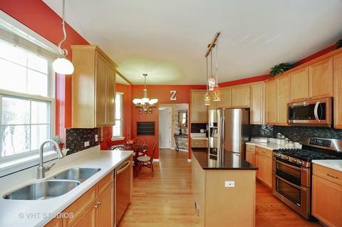 4533 Jenna Rd, Glenview, IL 60025 photo 2