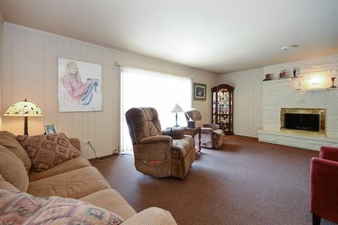 2303 185th St, Lansing, IL 60438 photo 5