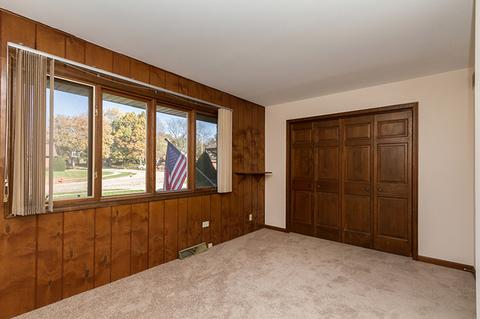 26 Greenridge Rd, Elgin, IL 60120 photo 8