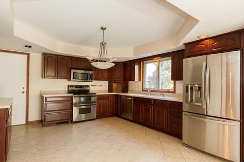 26 Greenridge Rd, Elgin, IL 60120 photo 2
