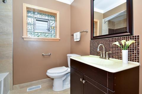 3608 Ruby St, Franklin Park, IL 60131 photo 12