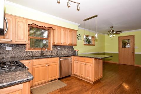 3608 Ruby St, Franklin Park, IL 60131 photo 2