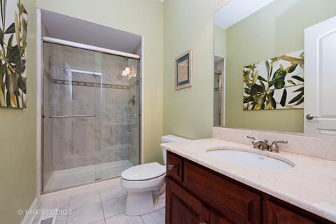 250 E Crescent Ave, Elmhurst, IL 60126 photo 8