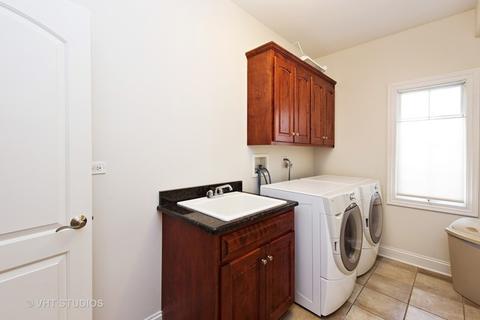 250 E Crescent Ave, Elmhurst, IL 60126 photo 9