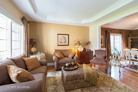 250 E Crescent Ave, Elmhurst, IL 60126 photo 3
