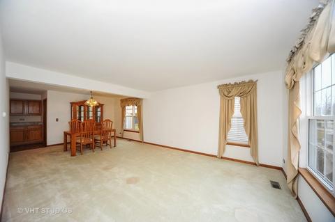830 Vera Ln, Wheeling, IL 60090 photo 8
