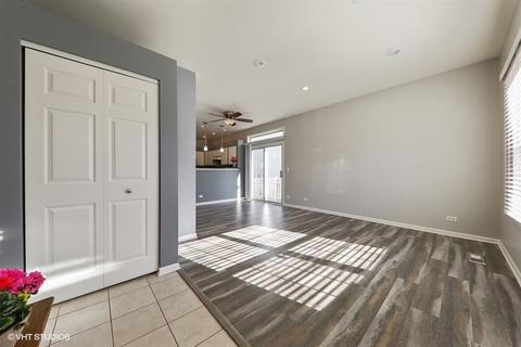 2527 Eldorado Ln, Naperville, IL 60564 photo 5