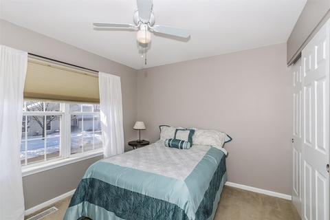235 Grandview Ct, Algonquin, IL 60102 photo 16