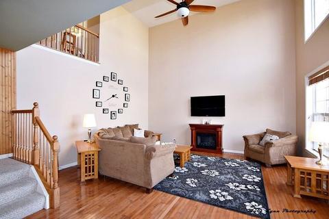 1303 Bay Meadows Dr, Bartlett, IL 60103 photo 12