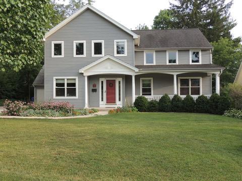820 University Pl, Wheaton, IL 60187 photo 1
