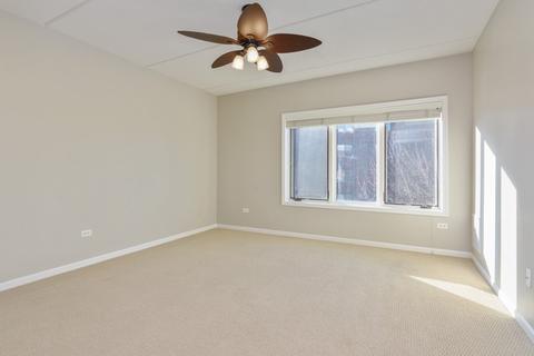 1675 Mill St #404, Des Plaines, IL 60016 photo 6