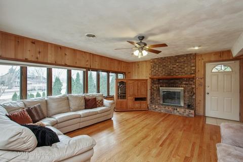 1115 Circle Ct W, Mchenry, IL 60051 photo 7