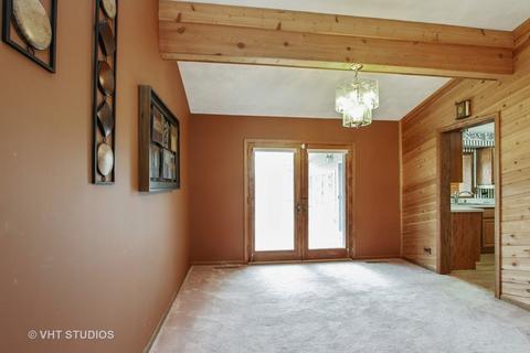 1115 Circle Ct W, Mchenry, IL 60051 photo 6