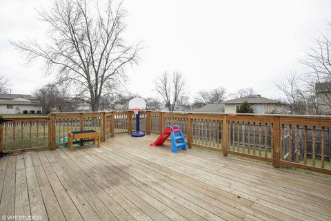 47 Joslyn Dr, Elgin, IL 60120 photo 18