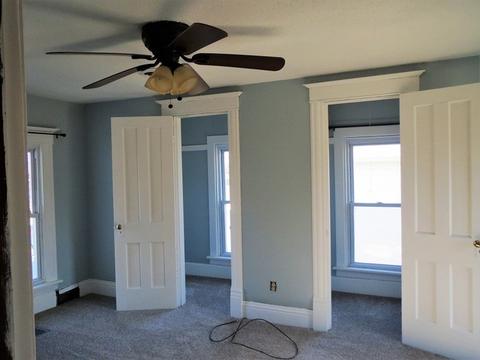 325 E Van Buren St, Ohio, IL 61349 photo 11