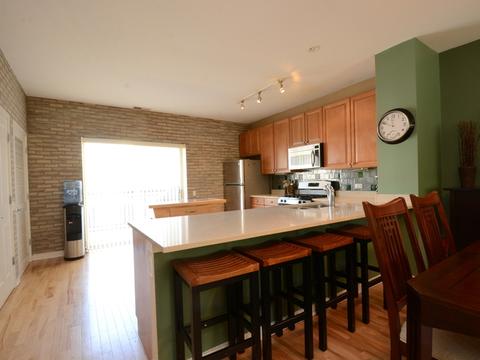 1210 W Grenshaw St, Chicago, IL 60607 photo 24