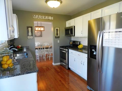 3046 Diane Dr, Aurora, IL 60504 photo 13