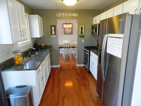 3046 Diane Dr, Aurora, IL 60504 photo 9