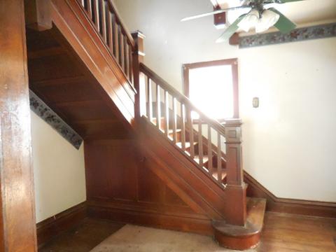 208 E 3rd St, Lostant, IL 61334 photo 7
