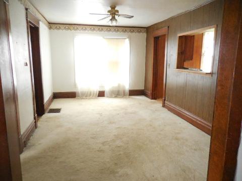 208 E 3rd St, Lostant, IL 61334 photo 10