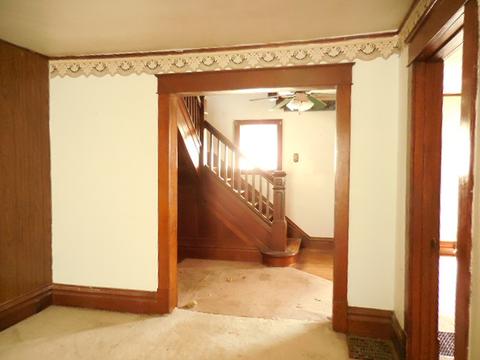 208 E 3rd St, Lostant, IL 61334 photo 5