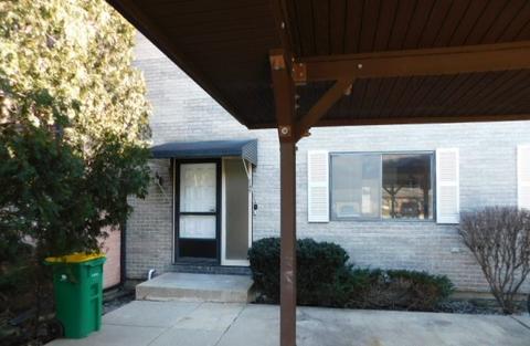 549 Apache Trl, Wheeling, IL 60090 photo 1