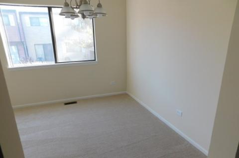 549 Apache Trl, Wheeling, IL 60090 photo 3