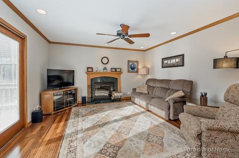 1414 Pershing Ave, Wheaton, IL 60189 photo 8