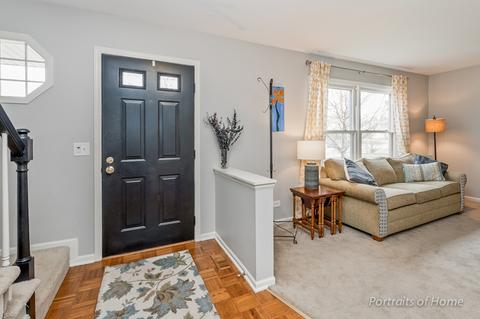1414 Pershing Ave, Wheaton, IL 60189 photo 2